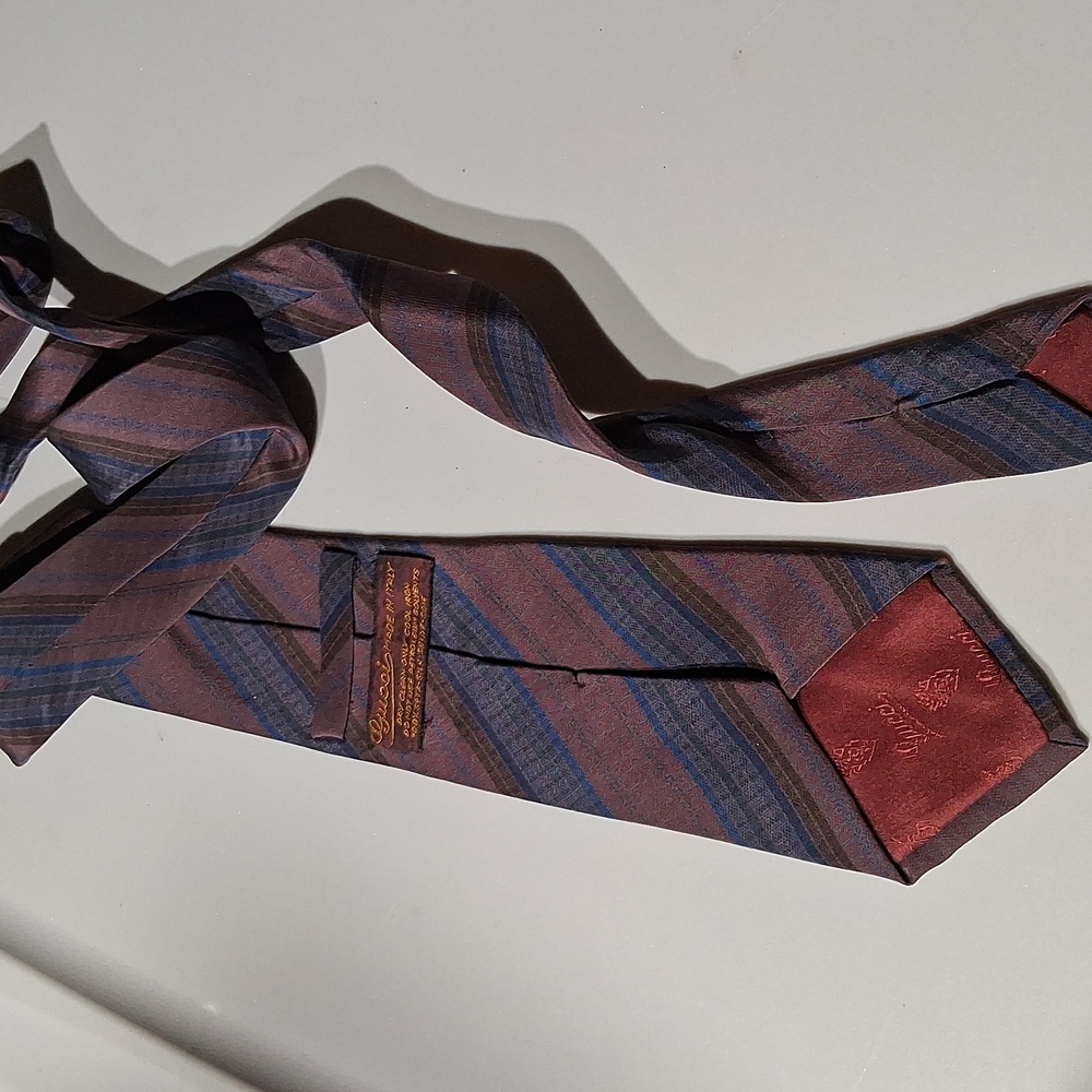 Gucci Vintage Silk Tie - Picture 5 of 8